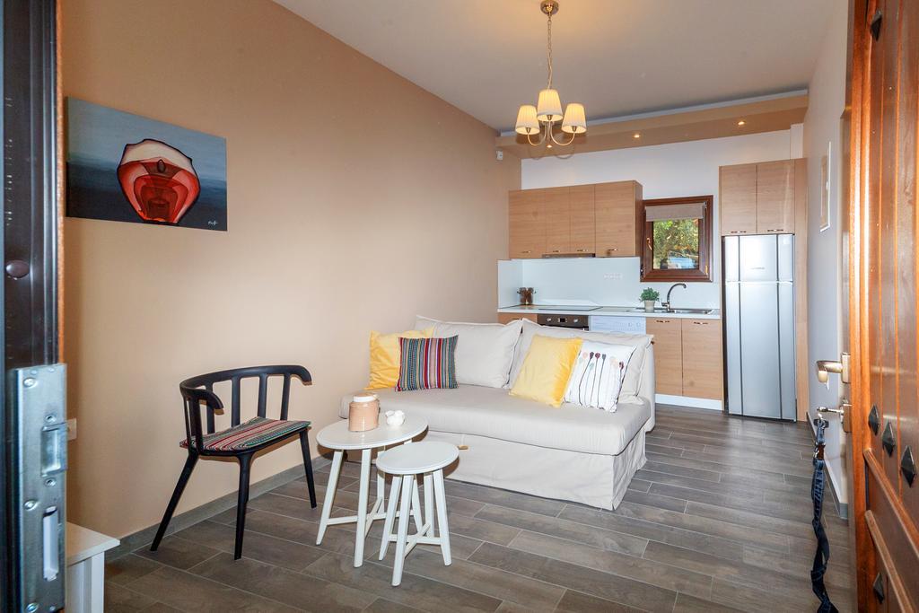 Kissos Apartments 보우르보우로우 외부 사진