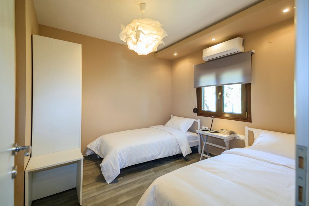 Kissos Apartments 보우르보우로우 외부 사진
